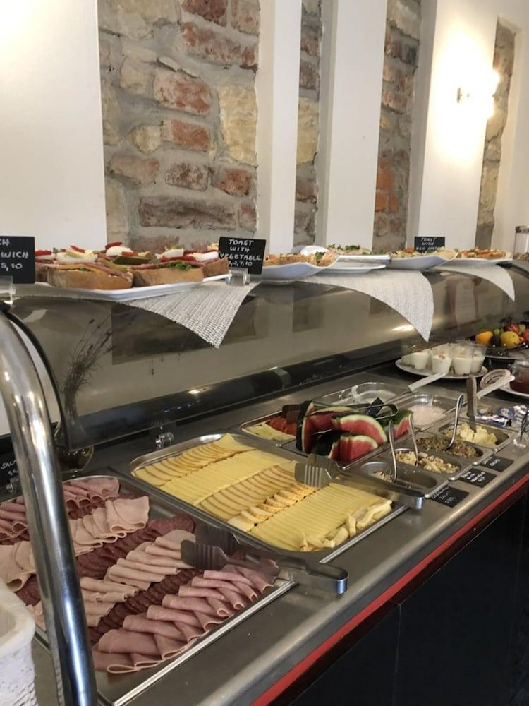 Chevron Otel Prag