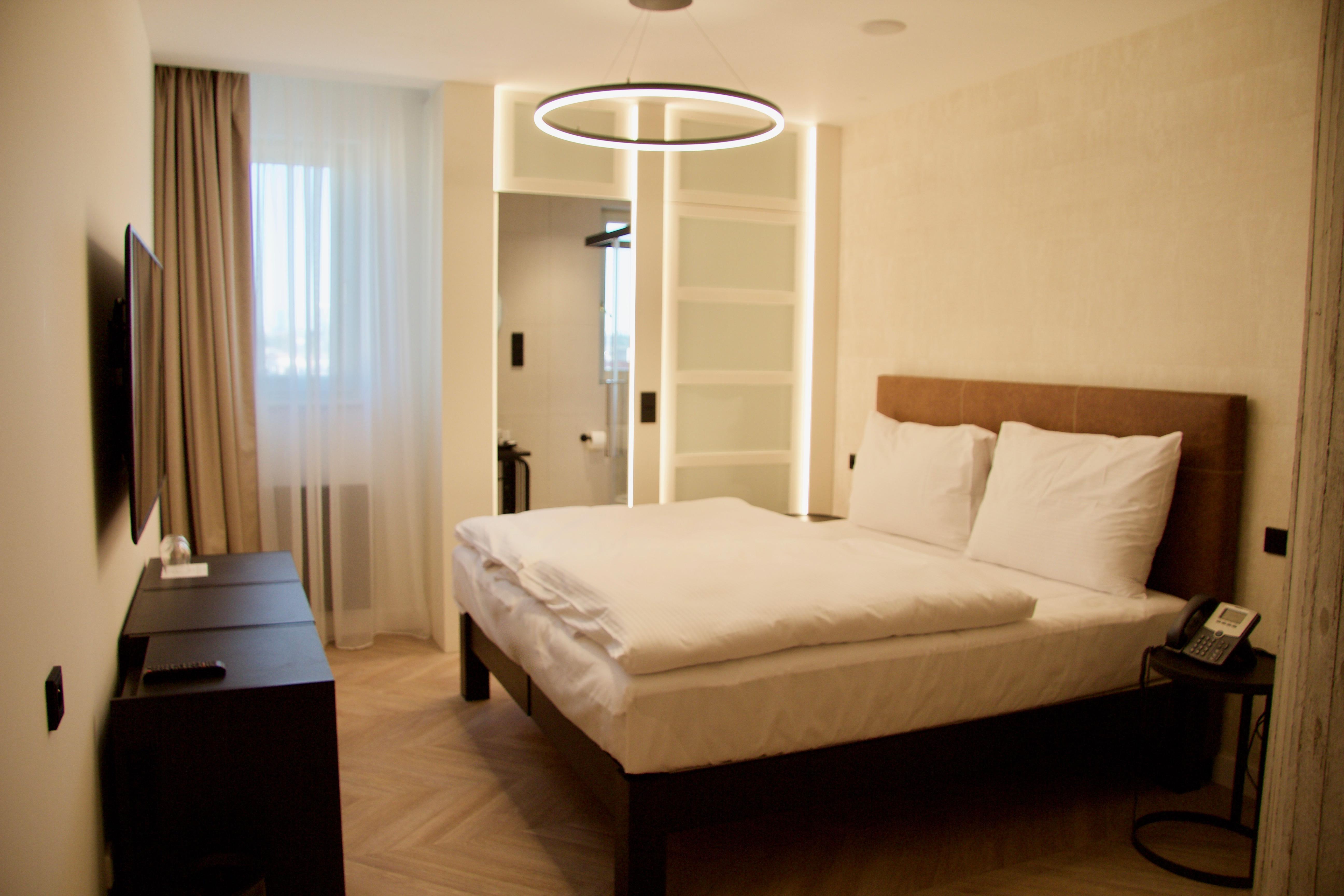 Otel Chevron Prag