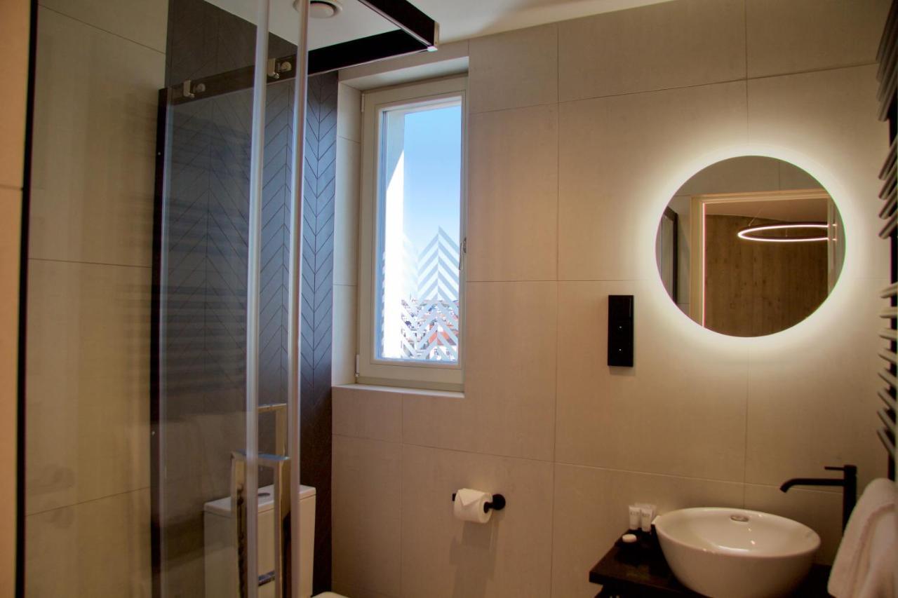 Chevron Otel Prag