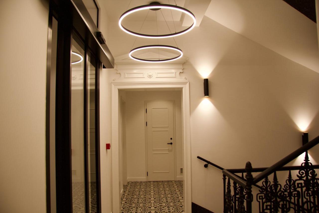 Otel Chevron
