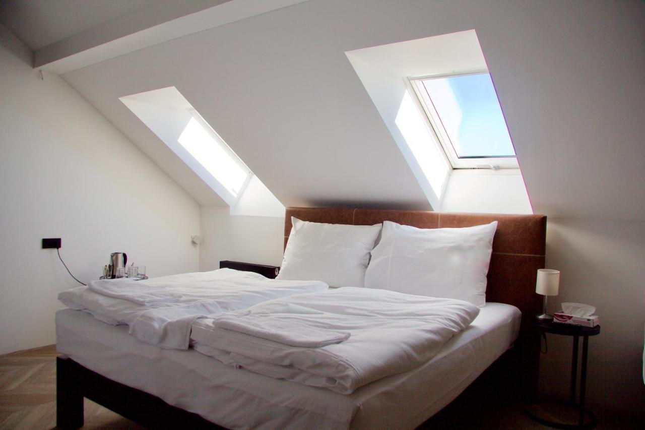 Chevron Otel Prag